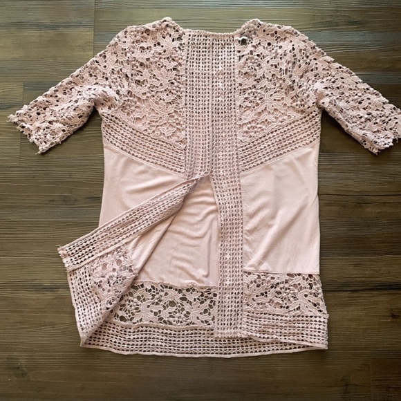 BKE Women’s Split Back Top Size Small from Buckle - Picture 2 of 4